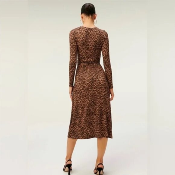 GOOD AMERICAN Day Night Wrap Midi Dress in Leopard Print Size Small - Picture 16 of 16